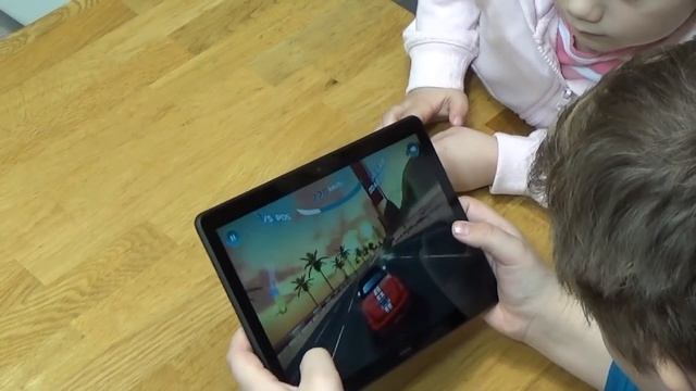 Huawei MediaPad T5 10 LTE - Unboxing смотреть онлайн