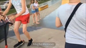 Тупая яжемамка в скейт парке!