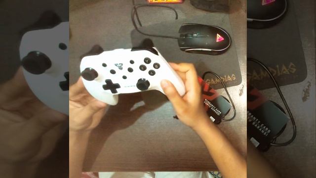 Unboxing & Reviewing Fantech WGP 13 Shooter II Gamepad смотреть онлайн