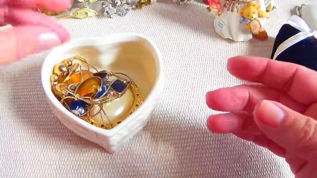 Винтажная Бижутерия ! Нашла Неожиданные Маркировки Винтажной Бижутерии смотреть онлайн