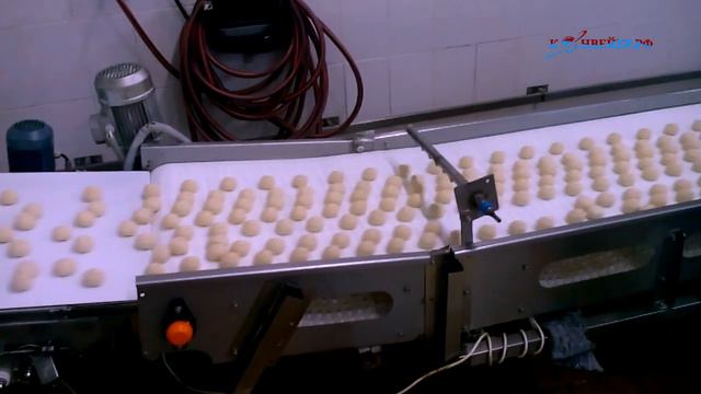 Конвейер с ножевым разворотом смотреть онлайн