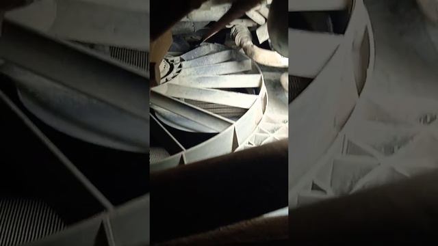 как открыть капот на РЕНО МЕГАН 2 смотреть онлайн