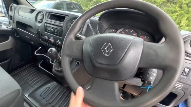 RENAULT MASTER 2.3 ML35 BUSINESS DCI TIPPER 130 BHP смотреть онлайн