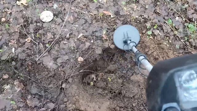 металлоКОП, металлоПОИСК ищу чермет и цветмет в городе с помощью МД4030 смотреть онлайн