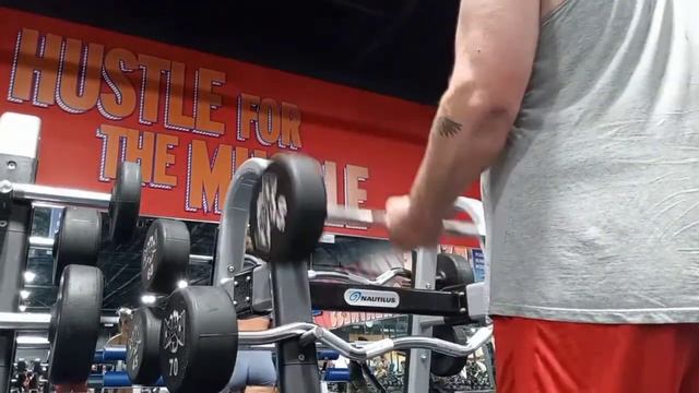 STRENGTH MACHINE PECTORAL PRESS! BICEPS CURL WEIGHT TREE SUPERSET! ABS BURNOUT! ????? смотреть онлайн