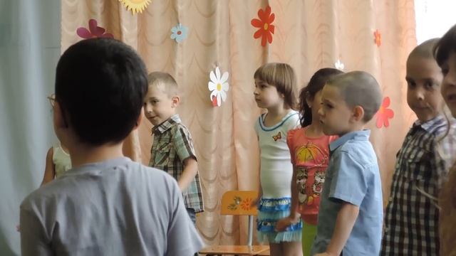 По малину в сад пойдем! Сладкая ты моя - ягода малинка...Я - просто Мария! смотреть онлайн