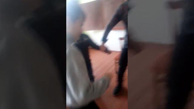 Коли вчитель вийшов у туалет смотреть онлайн