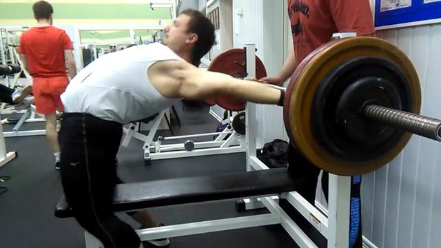 Жим лежа 130 кг на 4 повторения, собственный вес 92 кг смотреть онлайн