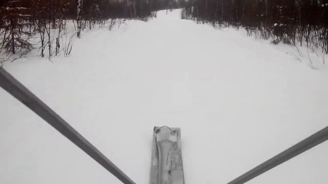 Аэросани Надым затяжной подъем в гору.