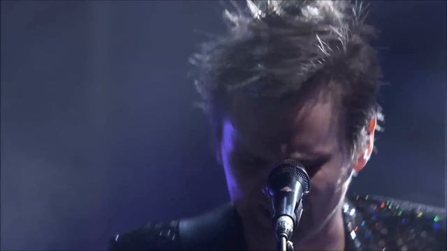 (HD) Muse - Panic Station LIVE AT iTUNES FESTIVAL 2012 смотреть онлайн