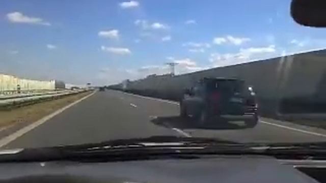 Nissan Almera n15 190km/h смотреть онлайн