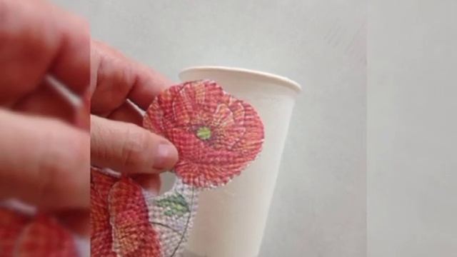 Декупаж як техніка декорування вирізками з паперу смотреть онлайн