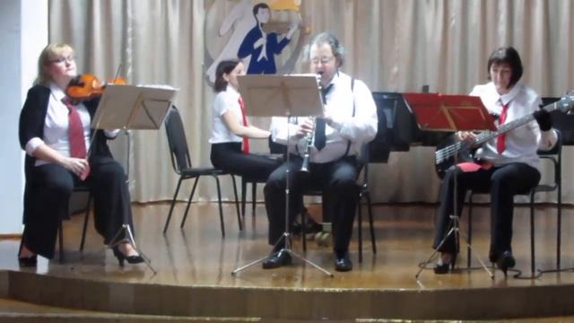 Д. Рейнхард "Минорный свинг", исполняет ансамбль преподавателей "Квадро" смотреть онлайн