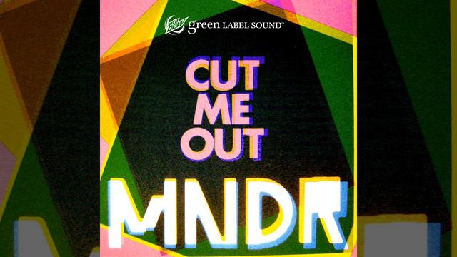 Cut Me Out смотреть онлайн