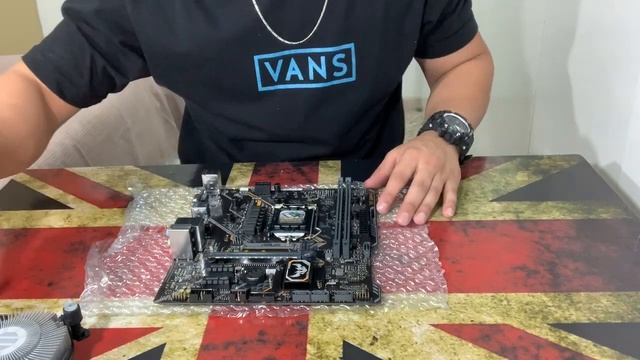 Unboxing I5 9400f, Tuf H310m Gaming смотреть онлайн