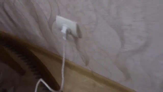 КАК БЫСТРО И ПРОСТО ПОЧИСТИТЬ ПРИГОРЕВШУЮ ПОДОШВУ УТЮГА//КАТЕРИНА КИР смотреть онлайн