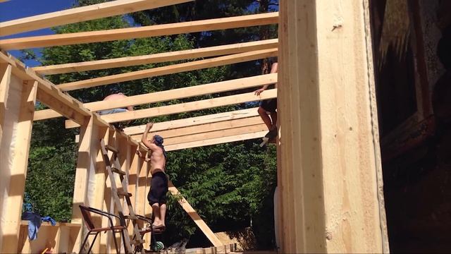 Как сделать деревянную пристройку к дому, что бы не отошла и не гуляла