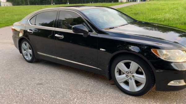 lEXUS LS460L