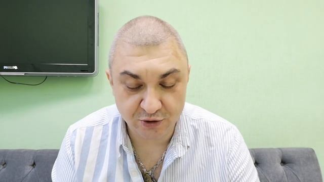 Сослан Плиев читает рассказ Александра Гутина "Кем быть?" смотреть онлайн
