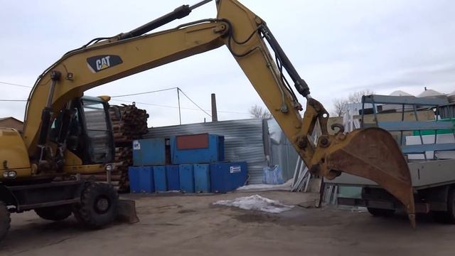 Caterpillar M318D 2007 9400 hrs. смотреть онлайн