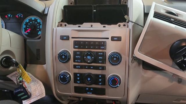 08-11 Ford Escape How to remove the radio Install carplay android auto reverse camera tutorial смотреть онлайн