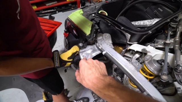 Ferrari GT3 458 Widebody Install! [Part 1] смотреть онлайн