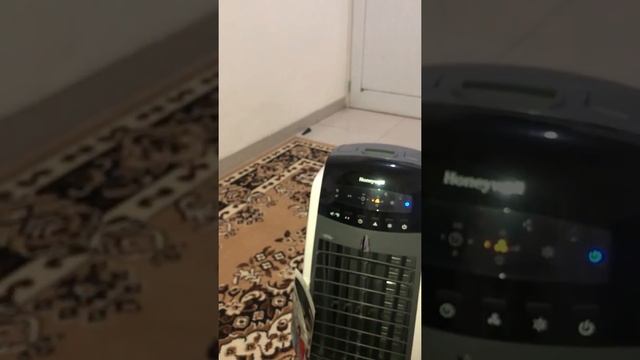 Unboxing Honeywell ES800 смотреть онлайн