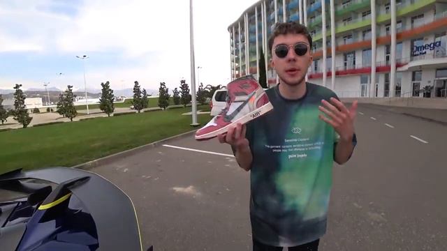 УЧУ ШКОЛЬНИЦУ ДРИФТУ на MERCEDES C63 смотреть онлайн