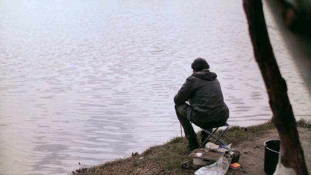 РЫБАЛКА НА РЕКЕ НЕМАН! Поклёвки крупным планом! смотреть онлайн