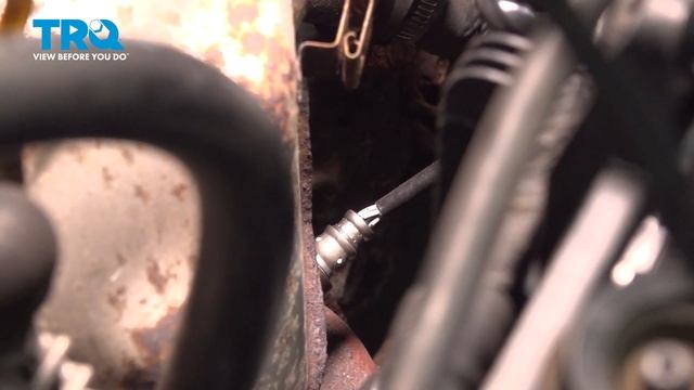 How to Replace Upstream O2 Sensor 2008-2013 Nissan Rogue смотреть онлайн