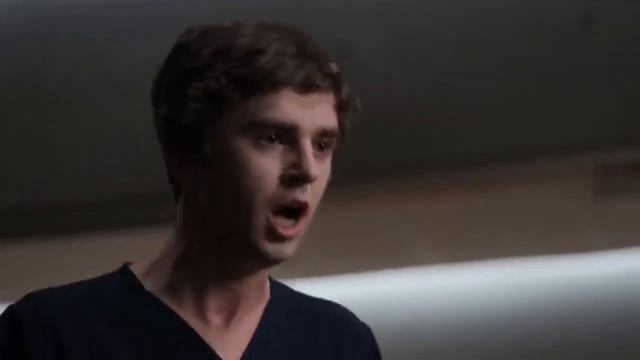 Invincible title cards be like: I AM A SURGEON! смотреть онлайн