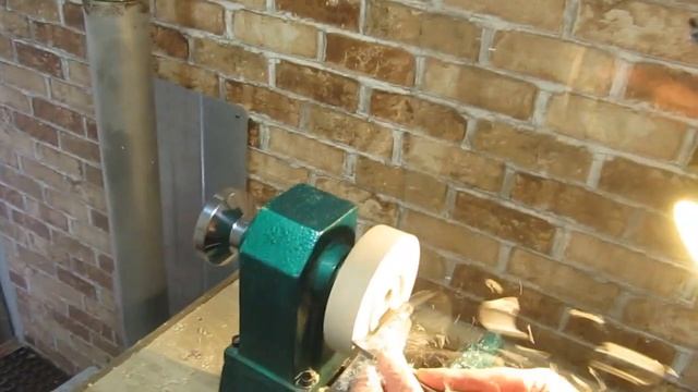 Установка трехкулачкового патрона на токарный станок/ Installing a three-jaw chuck on a lathe смотреть онлайн