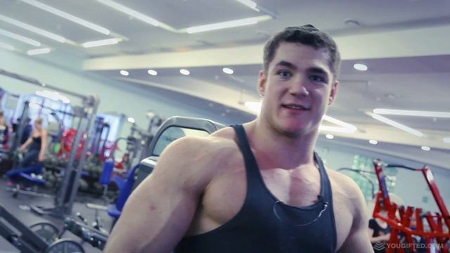 Андрей Лобанов. Тренировка спины. смотреть онлайн