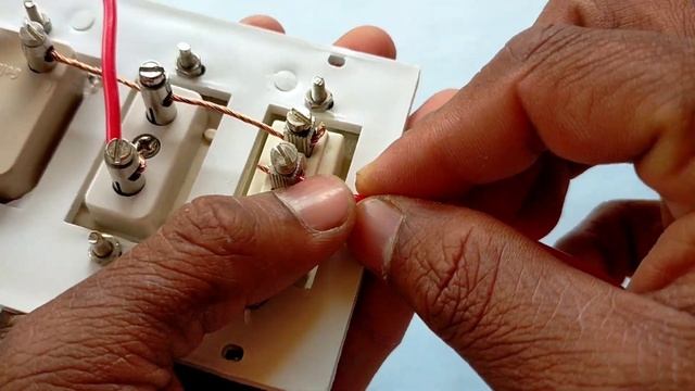 5pin and 2pin socket wiring | How to connect switch to 2 and 3 pin socket | Extension box wiring смотреть онлайн
