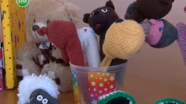 С днем учителя поздравляем и воспитателей! смотреть онлайн