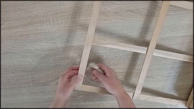 Панно Окно из деревянных линеек, осенний декор своими руками смотреть онлайн