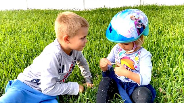 YOU MUST WEAR YOUR HELMET! The Boo Boo Story for kids. Avoid Accidents! смотреть онлайн