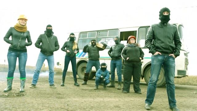 Грибы - тает лед (кавер) Подсолнухи - многодетный поселок. В Подсолнухах тает лед.. смотреть онлайн