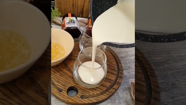 Необычный Лёгкий десерт с ягодами смотреть онлайн