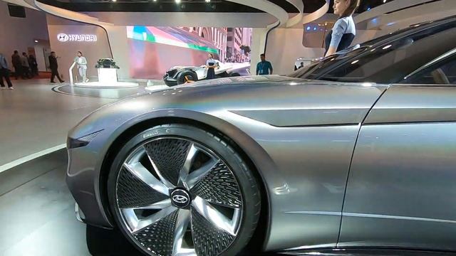 क्या शानदार कार बनाई है Hyundai CONCEPT Car Display In Auto Expo 2020 смотреть онлайн