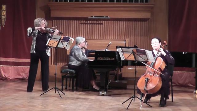 M. Skoryk "Spanish Dance" arr. M. Shorenkov смотреть онлайн