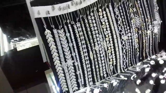 Грозный,рынок,отдел Золото. смотреть онлайн