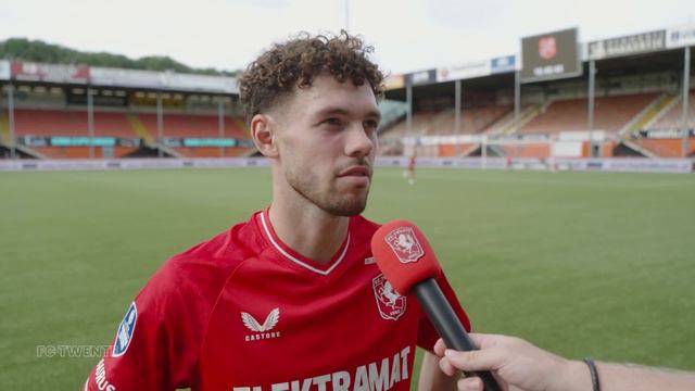 Van Bergen: 'Plezier, dan komt alles vanzelf wel' | Interview смотреть онлайн
