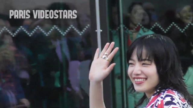 Nana Komatsu @ Paris Fashion Week 4 October 2022 show Chanel смотреть онлайн