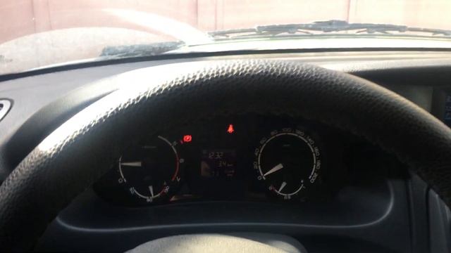 Троит двигатель на холостых, приора 2, 127 двигатель с электро-педалью смотреть онлайн