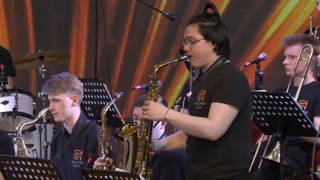 П. Овчинников. "Руди" смотреть онлайн