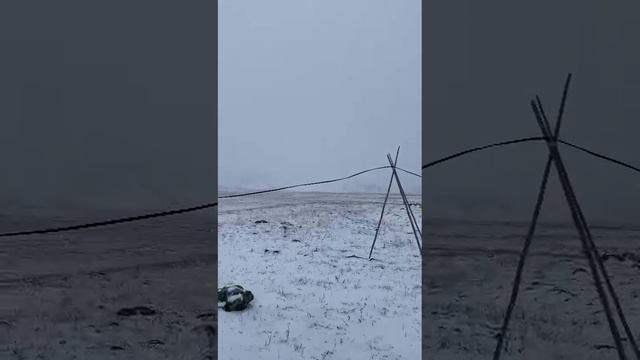 Снег выплат летом в Момском районе Якутии смотреть онлайн