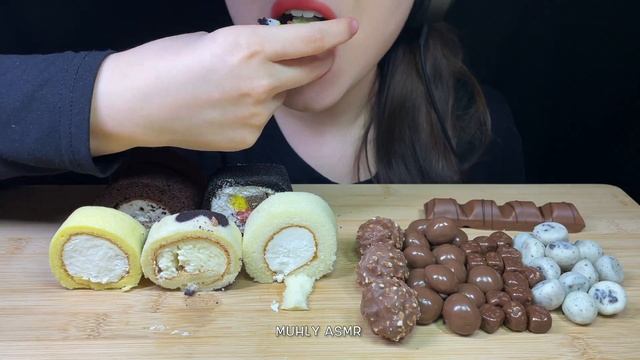 ASMR Convenience Store Dessert&Chocolate Mukbang, 쫀득한 편의점 디저트와 달콤한 초콜릿 먹방 ???