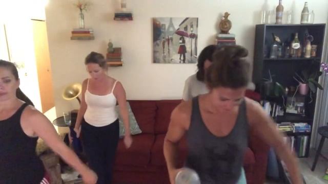 MOMS TRY THE GIT UP CHALLENGE || BLANCO BROWN смотреть онлайн