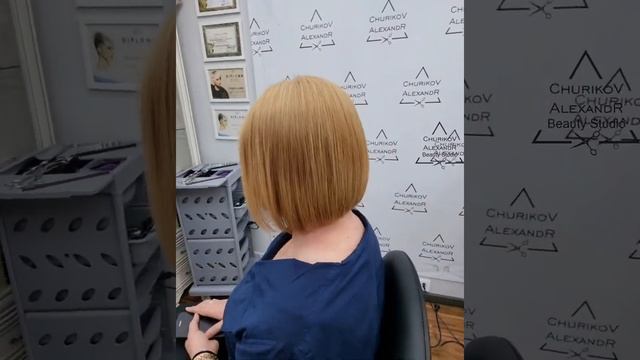 Стрижка каре ,стильный вариант.До и после . смотреть онлайн